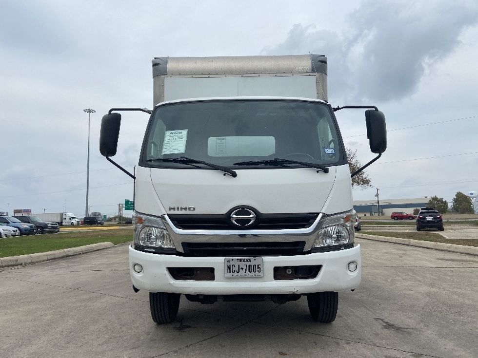 Light Duty Box Truck-Light and Medium Duty Trucks-Hino-2020-155-San Antonio-TX-137,540\n\t\tmiles-$ 36,750 - Image 2