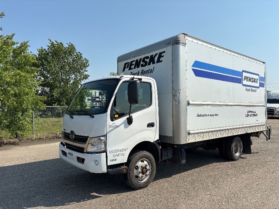 Light Duty Box Truck-Light and Medium Duty Trucks-Hino-2020-155-Saskatoon-SK-142,622\n\t\tkm-$ 52,500 - Image 3