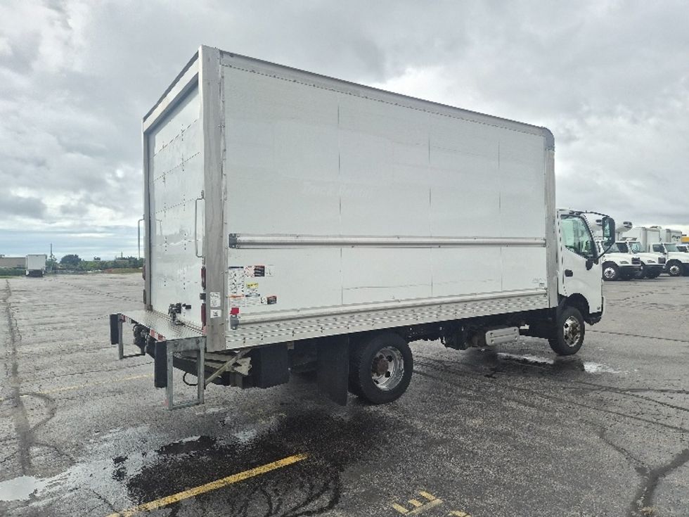 Light Duty Box Truck-Light and Medium Duty Trucks-Hino-2020-155-Toronto-ON-136,657\n\t\tkm-$ 52,500 - Image 13