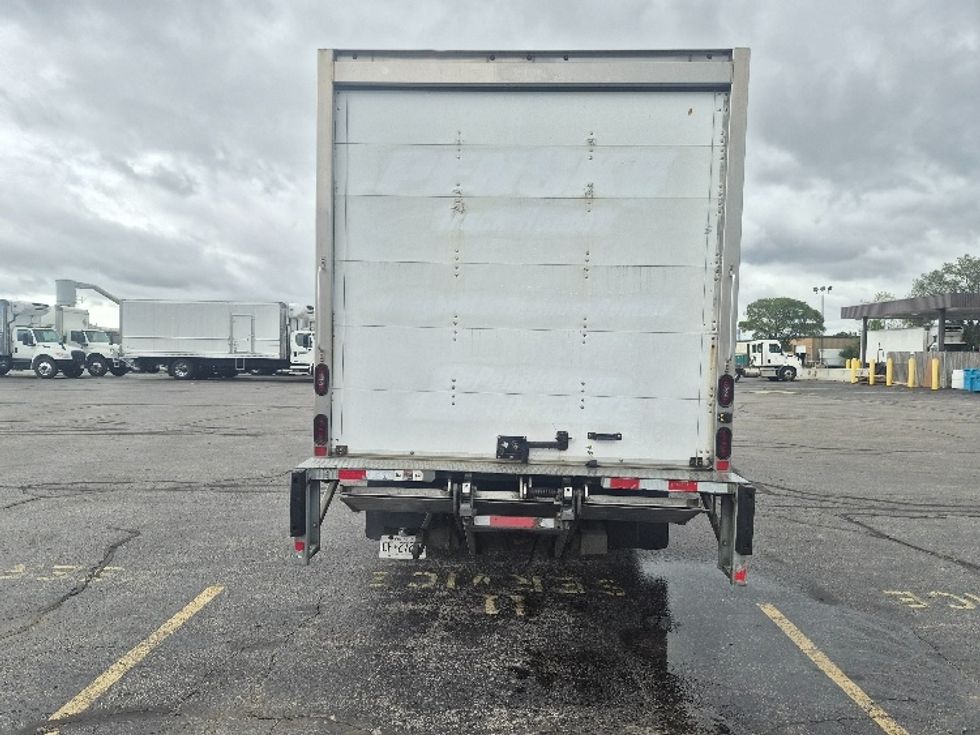 Light Duty Box Truck-Light and Medium Duty Trucks-Hino-2020-155-Toronto-ON-136,657\n\t\tkm-$ 52,500 - Image 7