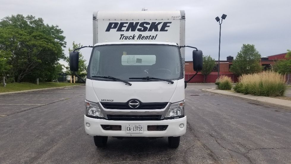 Light Duty Box Truck-Light and Medium Duty Trucks-Hino-2020-155-Toronto-ON-152,059\n\t\tkm-$ 50,750 - Image 2