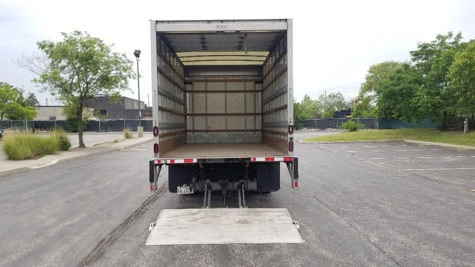Light Duty Box Truck-Light and Medium Duty Trucks-Hino-2020-155-Toronto-ON-152,059\n\t\tkm-$ 50,750 - Image 9