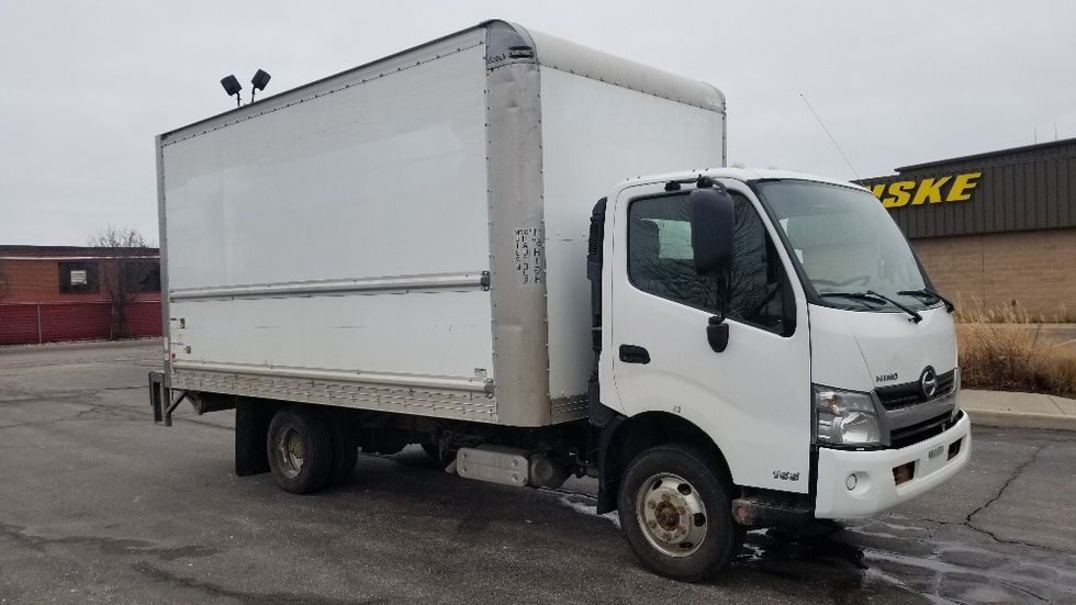 Light Duty Box Truck-Light and Medium Duty Trucks-Hino-2020-155-Toronto-ON-190,909\n\t\tkm-$ 48,250 - Image 1