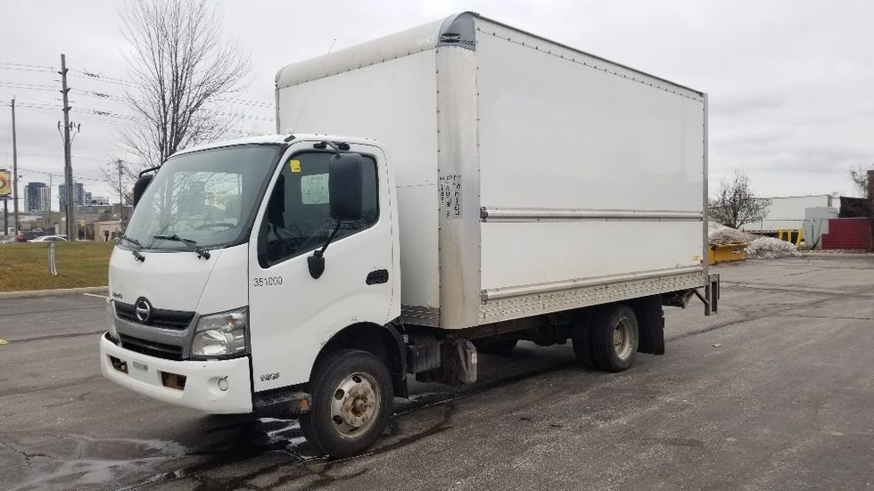Light Duty Box Truck-Light and Medium Duty Trucks-Hino-2020-155-Toronto-ON-190,909\n\t\tkm-$ 48,250 - Image 3