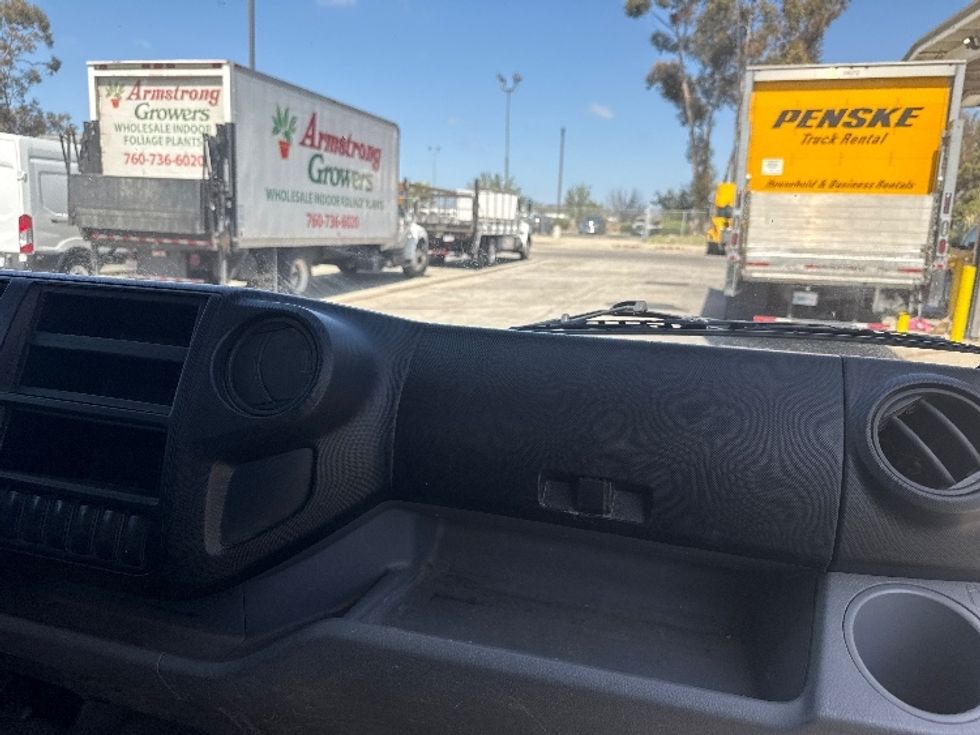 Light Duty Box Truck-Light and Medium Duty Trucks-Hino-2020-155-Torrance-CA-76,499\n\t\tmiles-$ 42,750 - Image 21