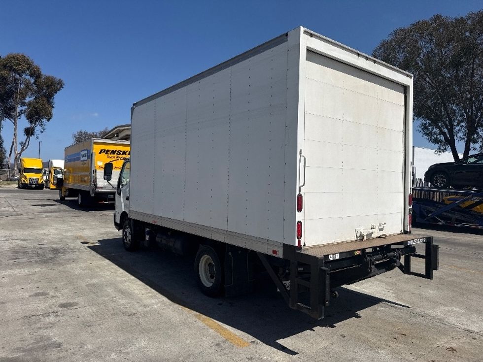 Light Duty Box Truck-Light and Medium Duty Trucks-Hino-2020-155-Torrance-CA-76,499\n\t\tmiles-$ 42,750 - Image 6