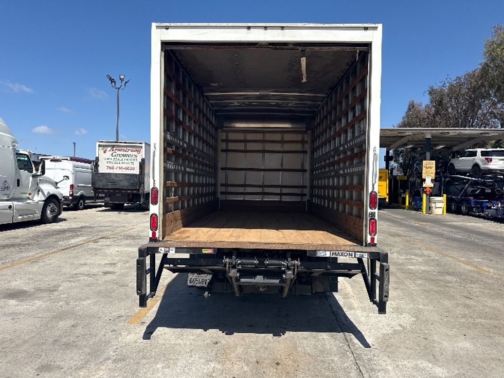Light Duty Box Truck-Light and Medium Duty Trucks-Hino-2020-155-Torrance-CA-76,499\n\t\tmiles-$ 42,750 - Image 8
