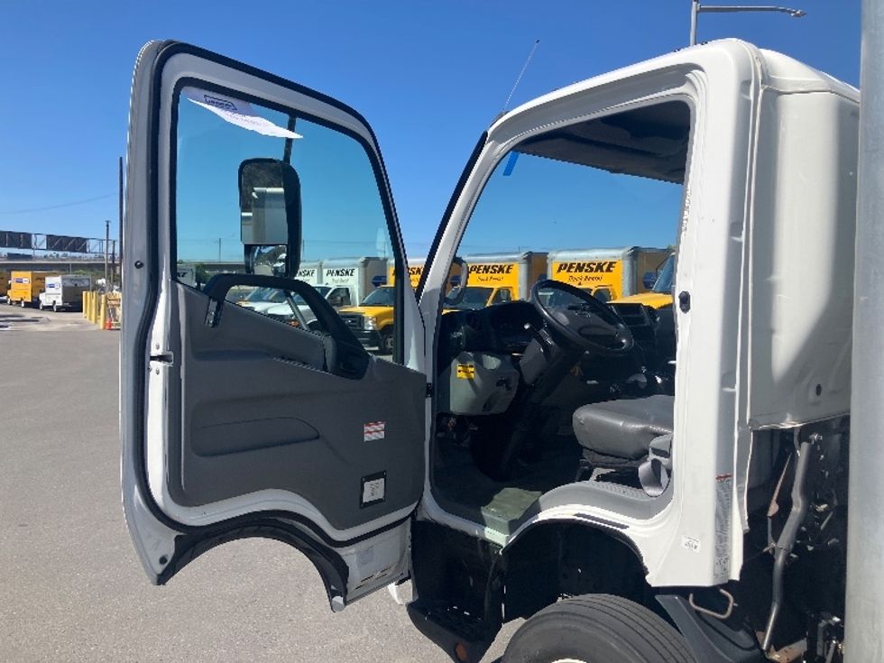 Light Duty Box Truck-Light and Medium Duty Trucks-Hino-2020-155-Torrance-CA-91,837\n\t\tmiles-$ 44,750 - Image 16