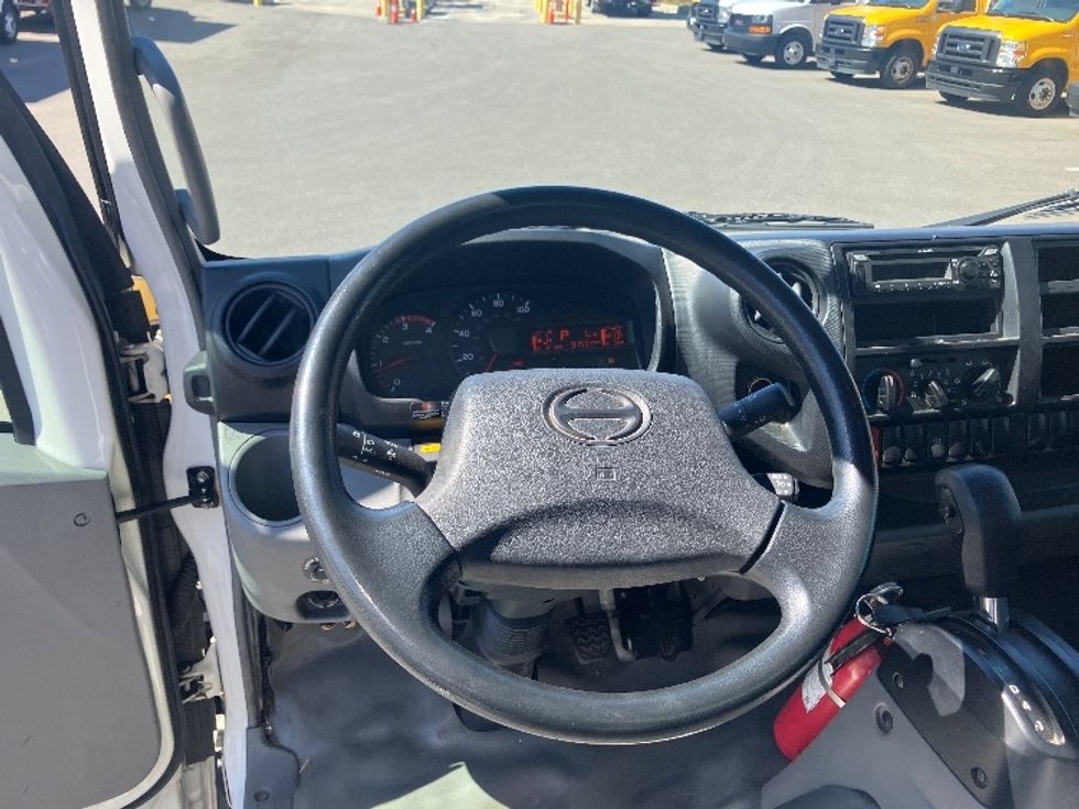Light Duty Box Truck-Light and Medium Duty Trucks-Hino-2020-155-Torrance-CA-91,837\n\t\tmiles-$ 44,750 - Image 18