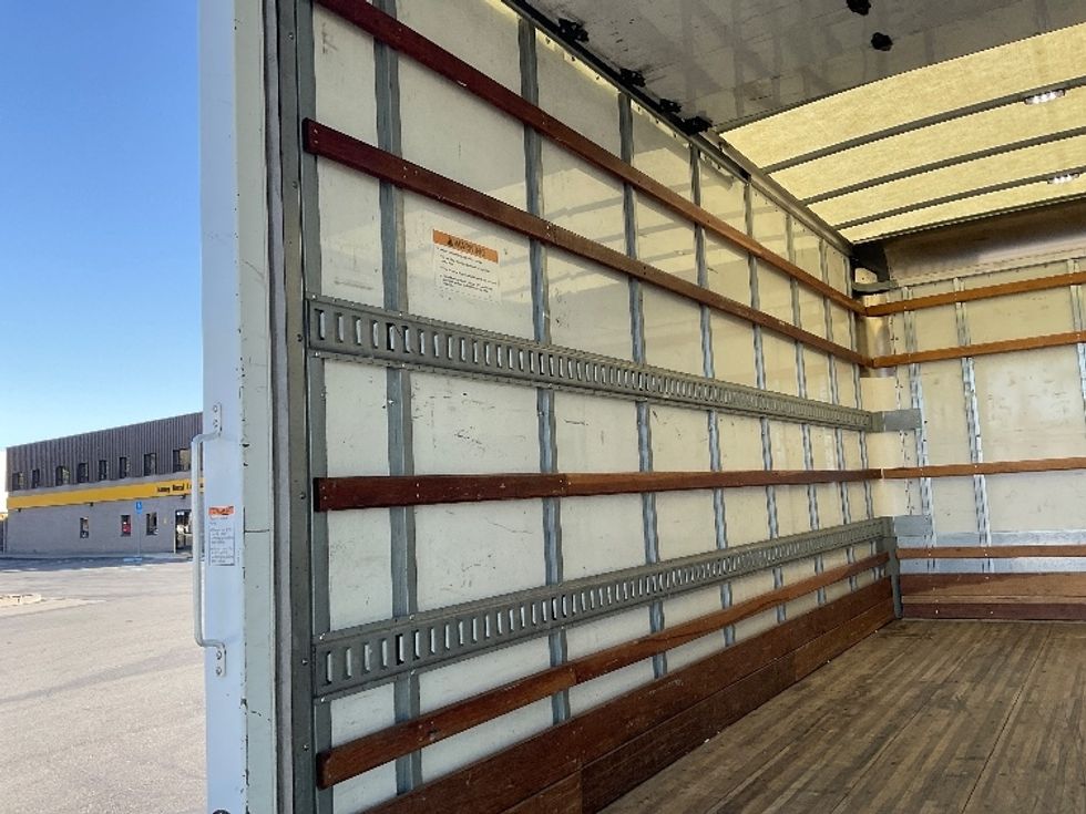 Light Duty Box Truck-Light and Medium Duty Trucks-Hino-2020-155-West Sacramento-CA-99,663\n\t\tmiles-$ 27,500 - Image 11