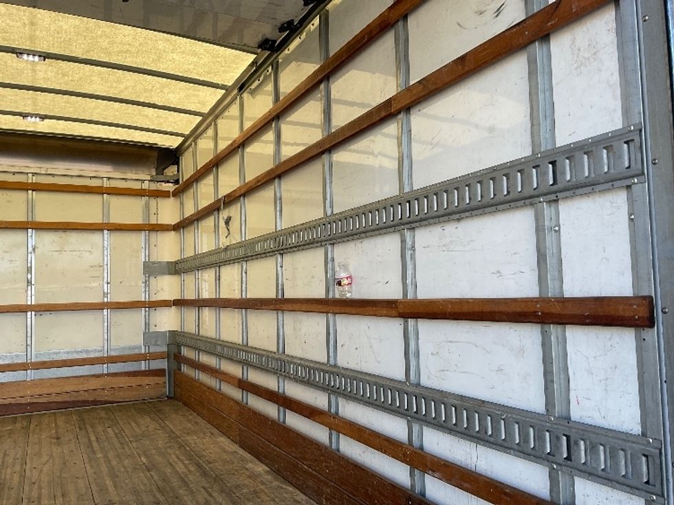 Light Duty Box Truck-Light and Medium Duty Trucks-Hino-2020-155-West Sacramento-CA-99,663\n\t\tmiles-$ 27,500 - Image 12