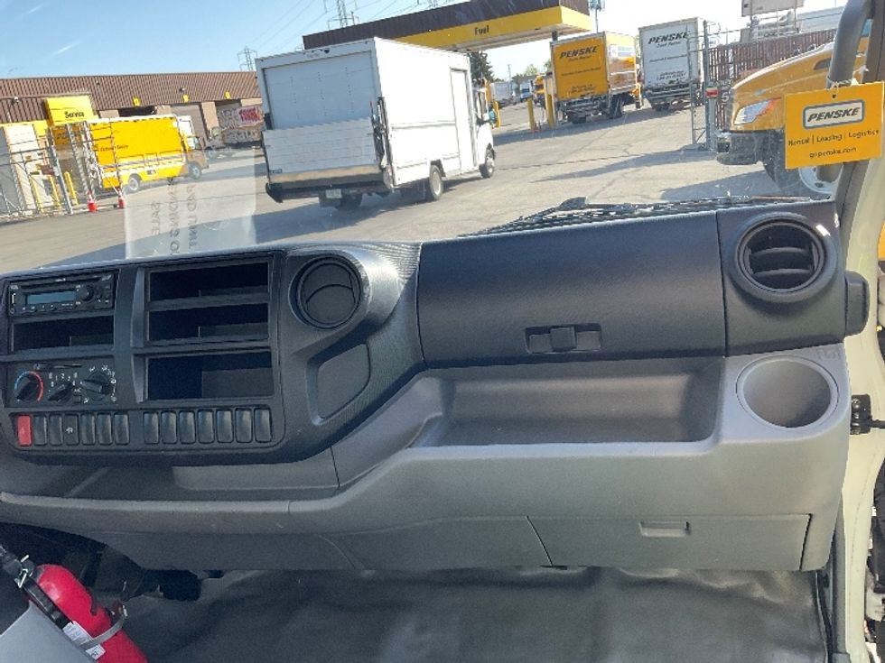 Light Duty Box Truck-Light and Medium Duty Trucks-Hino-2020-155-West Sacramento-CA-99,663\n\t\tmiles-$ 27,500 - Image 21