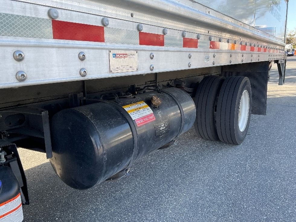 Light Duty Box Truck-Light and Medium Duty Trucks-Hino-2020-155-West Sacramento-CA-99,663\n\t\tmiles-$ 27,500 - Image 5