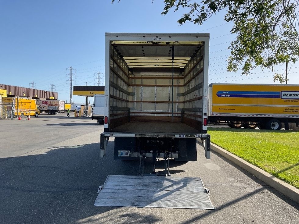 Light Duty Box Truck-Light and Medium Duty Trucks-Hino-2020-155-West Sacramento-CA-99,663\n\t\tmiles-$ 27,500 - Image 9