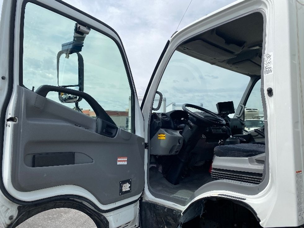 Light Duty Box Truck-Light and Medium Duty Trucks-Hino-2020-155-West Valley City-UT-82,124\n\t\tmiles-$ 47,500 - Image 16
