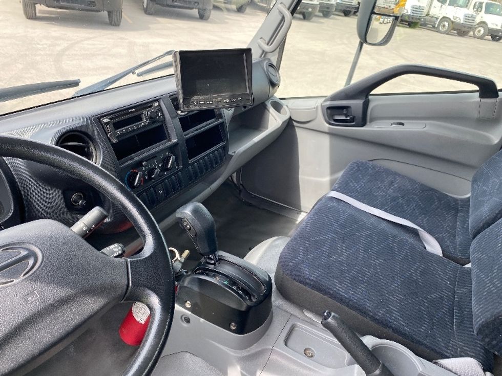 Light Duty Box Truck-Light and Medium Duty Trucks-Hino-2020-155-West Valley City-UT-82,124\n\t\tmiles-$ 47,500 - Image 17