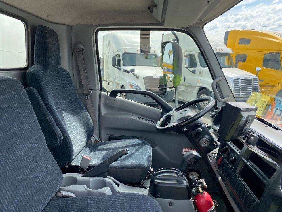 Light Duty Box Truck-Light and Medium Duty Trucks-Hino-2020-155-West Valley City-UT-82,124\n\t\tmiles-$ 47,500 - Image 22