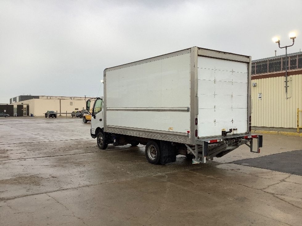 Light Duty Box Truck-Light and Medium Duty Trucks-Hino-2020-155-Winnipeg-MB-160,440\n\t\tkm-$ 51,250 - Image 6