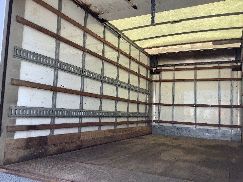 Light Duty Box Truck-Light and Medium Duty Trucks-Hino-2020-155-Winnipeg-MB-204,335\n\t\tkm-$ 47,500 - Image 11
