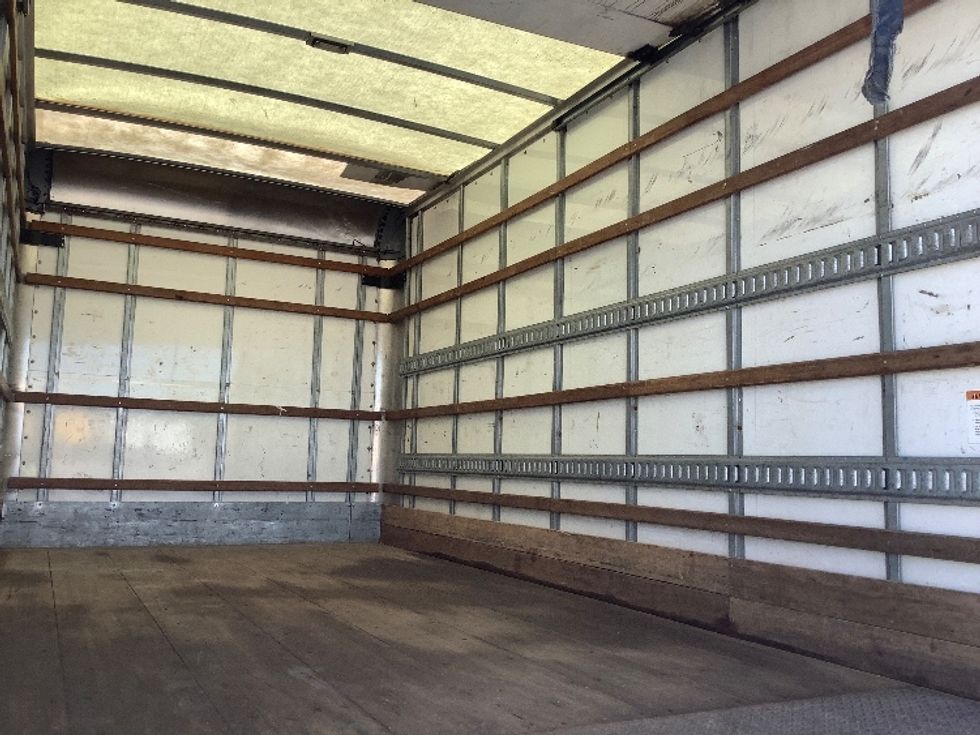 Light Duty Box Truck-Light and Medium Duty Trucks-Hino-2020-155-Winnipeg-MB-204,335\n\t\tkm-$ 47,500 - Image 12