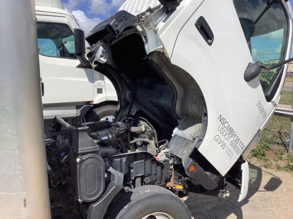 Light Duty Box Truck-Light and Medium Duty Trucks-Hino-2020-155-Winnipeg-MB-204,335\n\t\tkm-$ 47,500 - Image 24