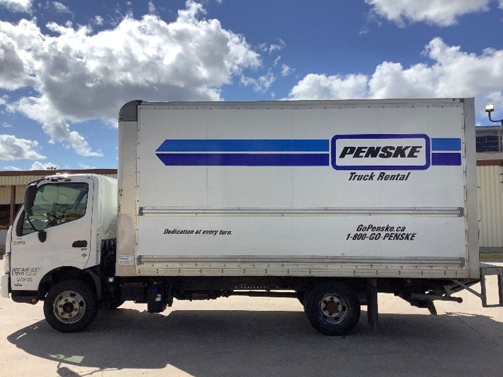Light Duty Box Truck-Light and Medium Duty Trucks-Hino-2020-155-Winnipeg-MB-204,335\n\t\tkm-$ 47,500 - Image 4