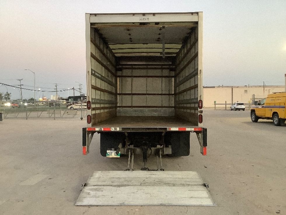 Light Duty Box Truck-Light and Medium Duty Trucks-Hino-2020-155-Winnipeg-MB-204,335\n\t\tkm-$ 47,500 - Image 9