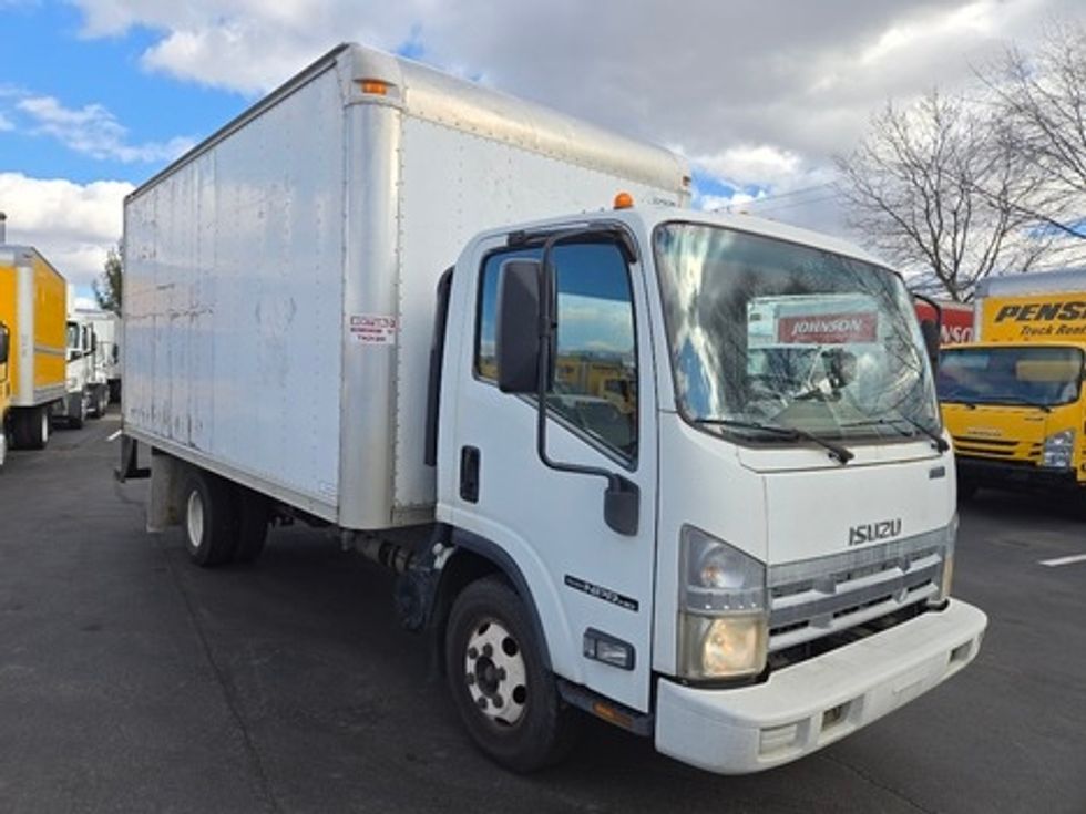 Light Duty Box Truck-Light and Medium Duty Trucks-Isuzu-2008-NPR-New Castle-DE-202,704\n\t\tmiles-$ 14,000 - Image 1
