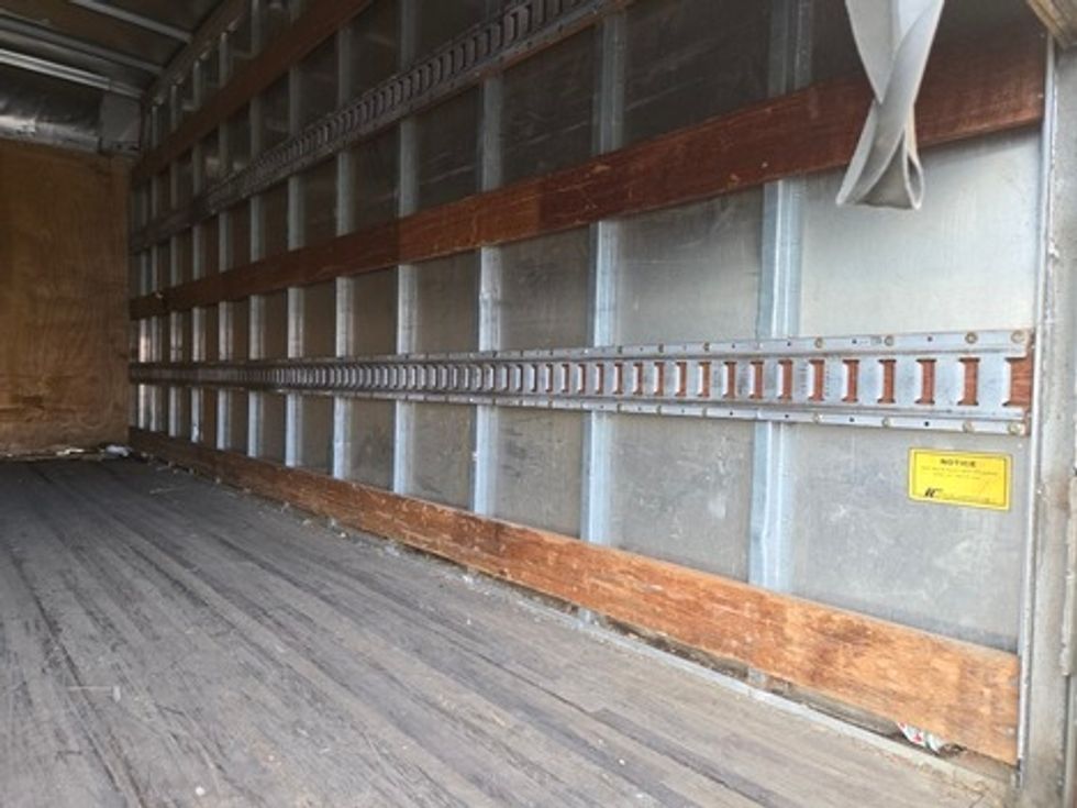 Light Duty Box Truck-Light and Medium Duty Trucks-Isuzu-2008-NPR-New Castle-DE-202,704\n\t\tmiles-$ 14,000 - Image 10