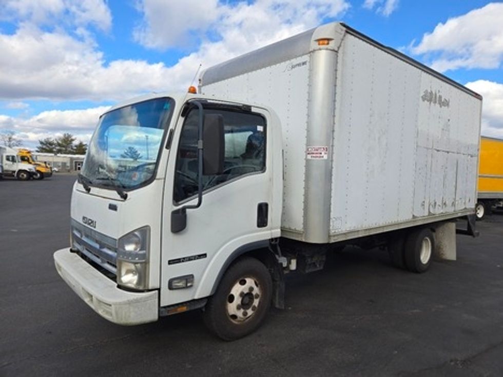 Light Duty Box Truck-Light and Medium Duty Trucks-Isuzu-2008-NPR-New Castle-DE-202,704\n\t\tmiles-$ 14,000 - Image 3