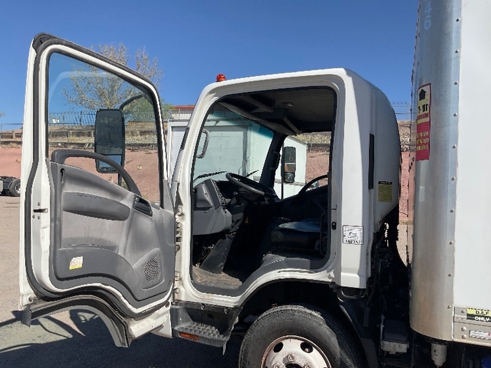 Light Duty Box Truck-Light and Medium Duty Trucks-Isuzu-2011-NPR-Albuquerque-NM-135,818\n\t\tmiles-$ 16,500 - Image 16
