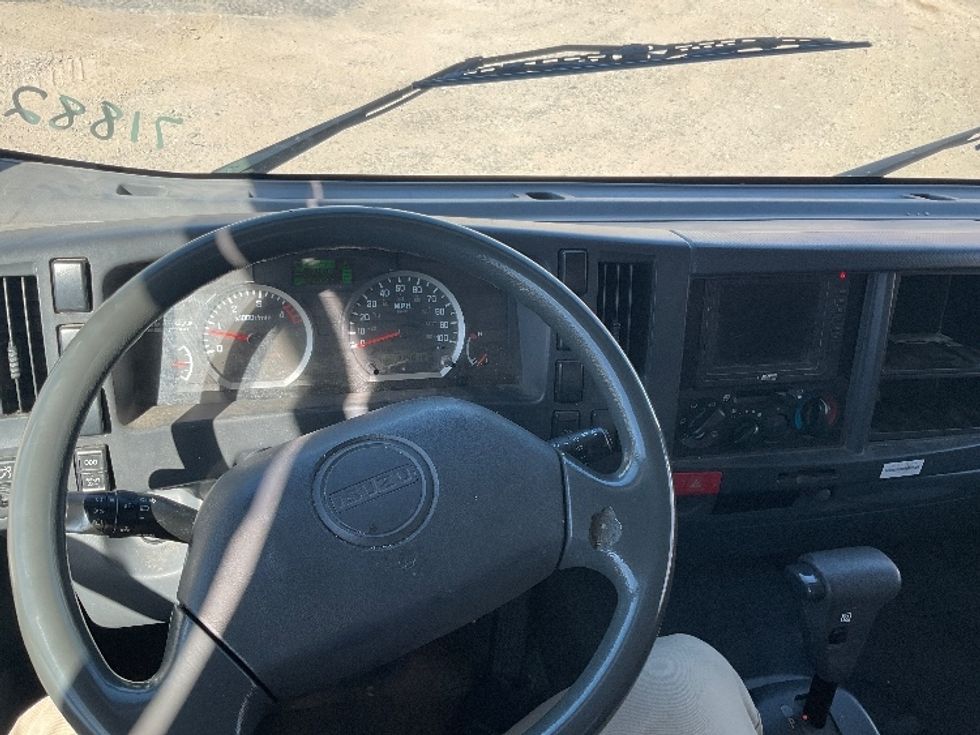 Light Duty Box Truck-Light and Medium Duty Trucks-Isuzu-2011-NPR-Albuquerque-NM-135,818\n\t\tmiles-$ 16,500 - Image 18