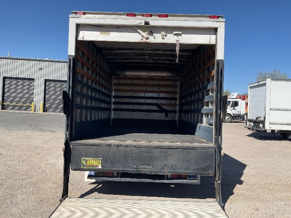 Light Duty Box Truck-Light and Medium Duty Trucks-Isuzu-2011-NPR-Albuquerque-NM-135,818\n\t\tmiles-$ 16,500 - Image 9