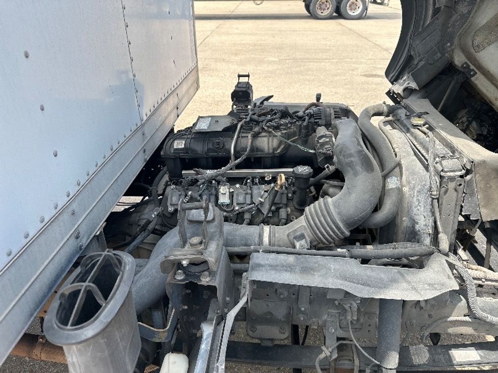 Light Duty Box Truck-Light and Medium Duty Trucks-Isuzu-2012-NPR-Hammond-LA-128,643\n\t\tmiles-$ 14,500 - Image 23
