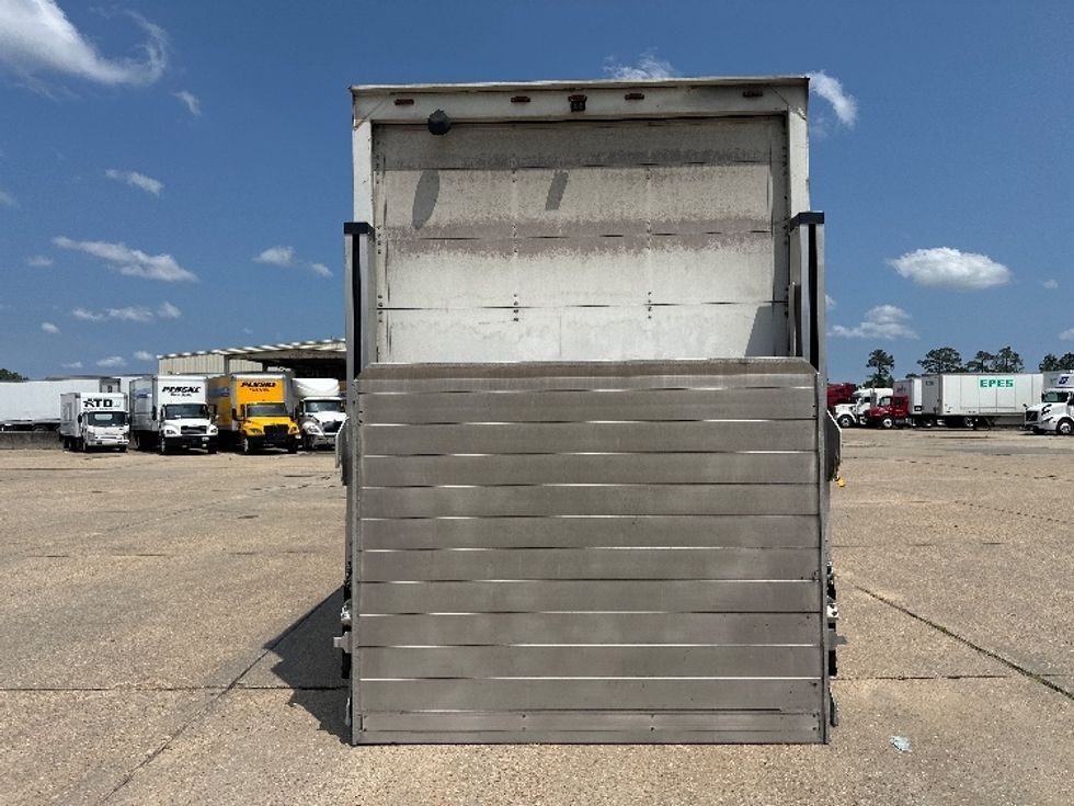 Light Duty Box Truck-Light and Medium Duty Trucks-Isuzu-2012-NPR-Hammond-LA-128,643\n\t\tmiles-$ 14,500 - Image 7