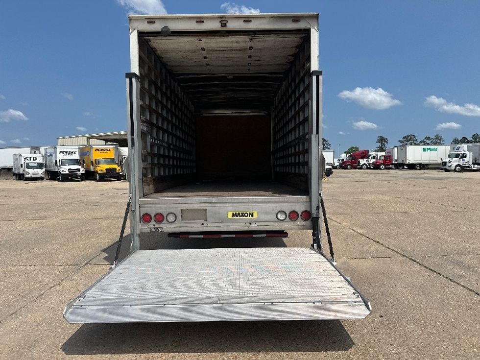 Light Duty Box Truck-Light and Medium Duty Trucks-Isuzu-2012-NPR-Hammond-LA-128,643\n\t\tmiles-$ 14,500 - Image 9