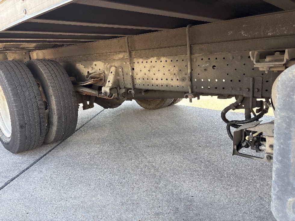 Light Duty Box Truck-Light and Medium Duty Trucks-Isuzu-2013-NPR-Arlington-TX-203,534\n\t\tmiles-$ 23,500 - Image 14