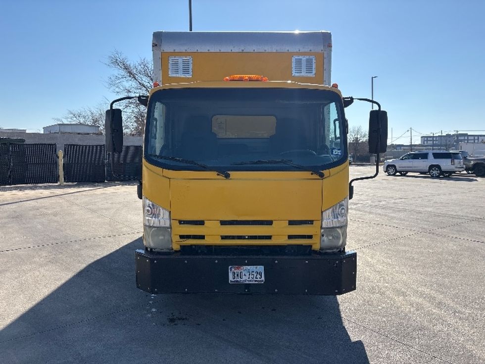 Light Duty Box Truck-Light and Medium Duty Trucks-Isuzu-2013-NPR-Arlington-TX-203,534\n\t\tmiles-$ 23,500 - Image 2