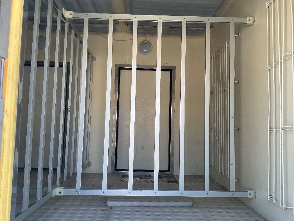 Light Duty Box Truck-Light and Medium Duty Trucks-Isuzu-2014-NPR-Albuquerque-NM-217,355\n\t\tmiles-$ 14,500 - Image 10