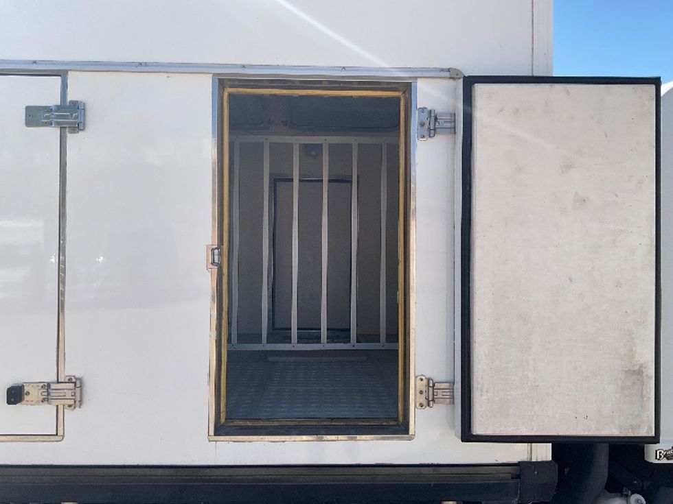 Light Duty Box Truck-Light and Medium Duty Trucks-Isuzu-2014-NPR-Albuquerque-NM-217,355\n\t\tmiles-$ 14,500 - Image 9