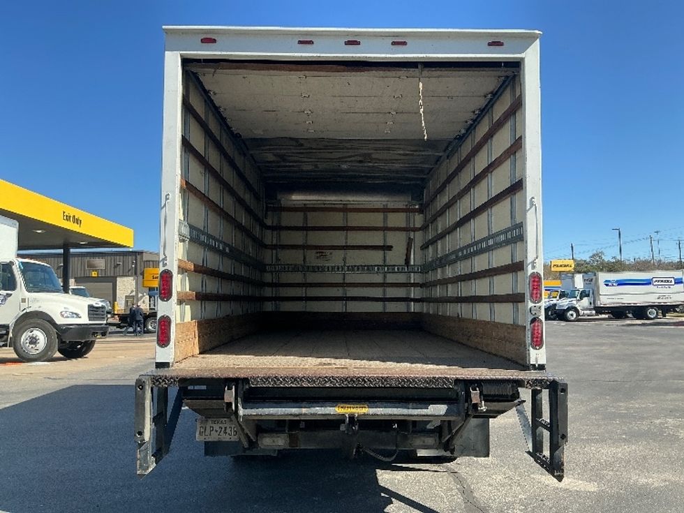 Light Duty Box Truck-Light and Medium Duty Trucks-Isuzu-2014-NPR-Austin-TX-195,264\n\t\tmiles-$ 16,000 - Image 9