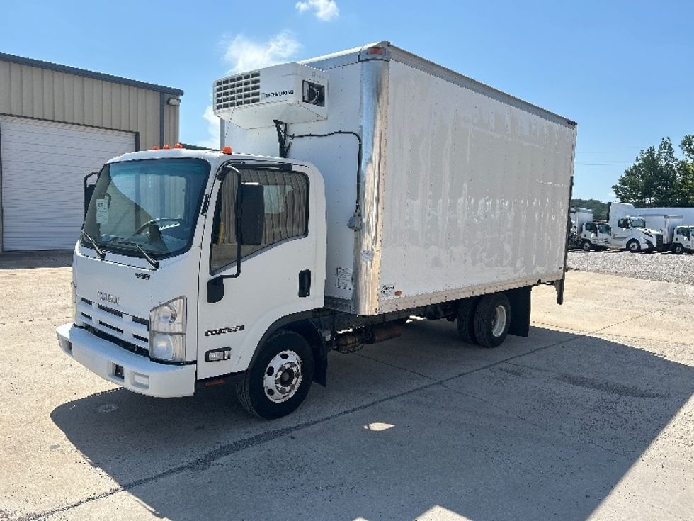 Light Duty Box Truck-Light and Medium Duty Trucks-Isuzu-2014-NPR-Hueytown-AL-67,528\n\t\tmiles-$ 29,750 - Image 2