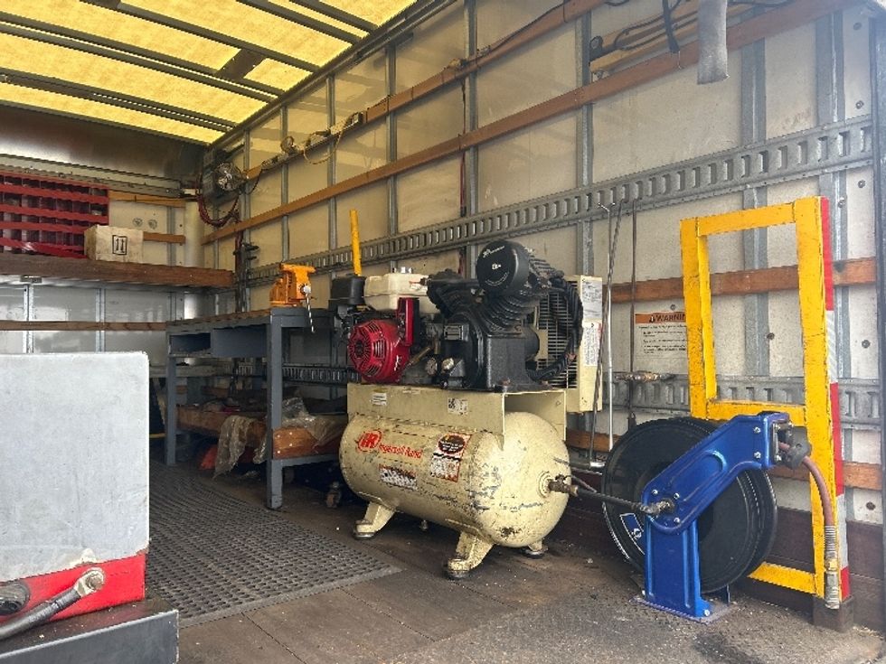 Light Duty Box Truck-Light and Medium Duty Trucks-Isuzu-2015-NPR EFI-Windsor-WI-100,323\n\t\tmiles-$ 26,750 - Image 12