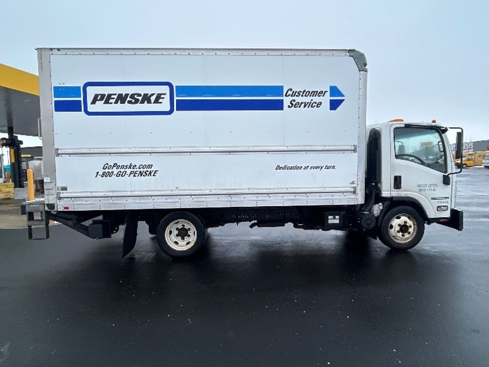 Light Duty Box Truck-Light and Medium Duty Trucks-Isuzu-2015-NPR EFI-Windsor-WI-100,323\n\t\tmiles-$ 26,750 - Image 15