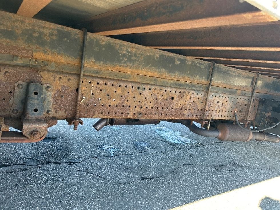 Light Duty Box Truck-Light and Medium Duty Trucks-Isuzu-2015-NPR-Fitchburg-MA-132,816\n\t\tmiles-$ 20,500 - Image 14