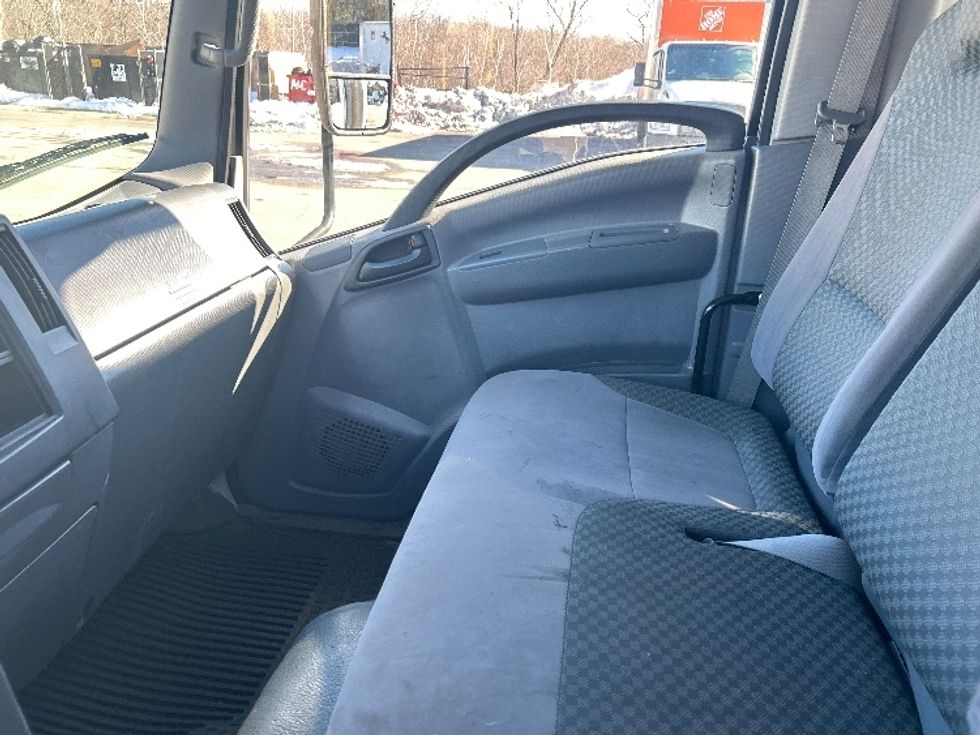 Light Duty Box Truck-Light and Medium Duty Trucks-Isuzu-2015-NPR-Fitchburg-MA-132,816\n\t\tmiles-$ 20,500 - Image 19