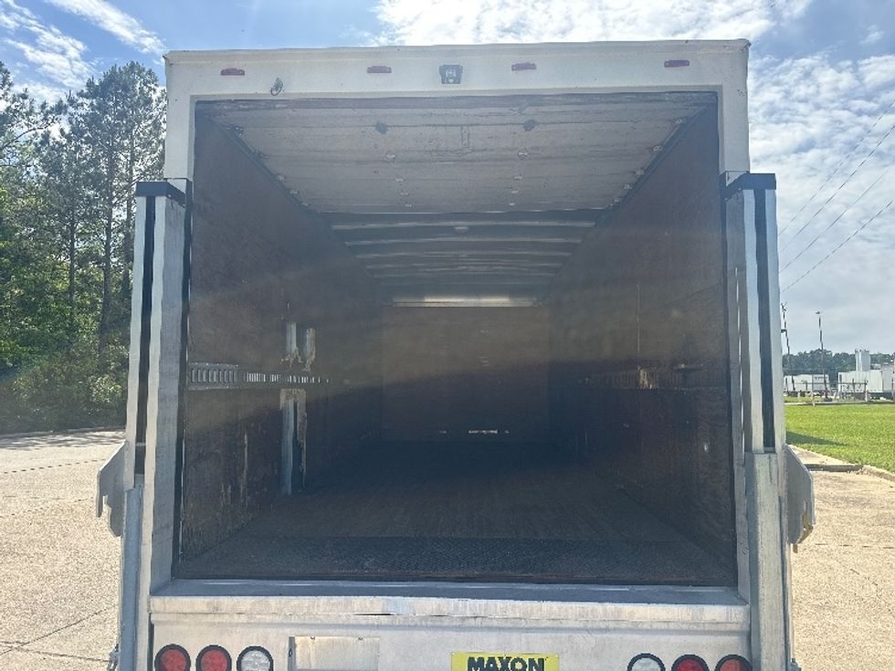 Light Duty Box Truck-Light and Medium Duty Trucks-Isuzu-2015-NPR-Hammond-LA-132,493\n\t\tmiles-$ 19,500 - Image 8