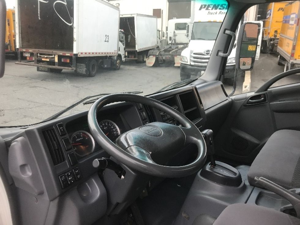 Light Duty Box Truck-Light and Medium Duty Trucks-Isuzu-2015-NPR-Rockville-MD-286,550\n\t\tmiles-$ 17,000 - Image 16