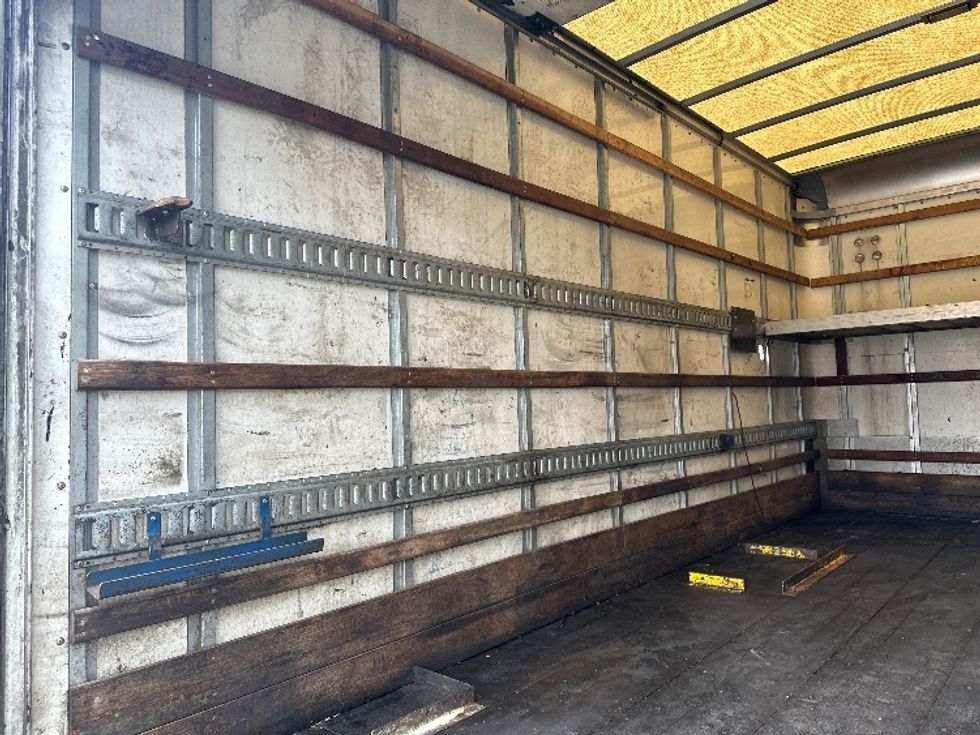 Light Duty Box Truck-Light and Medium Duty Trucks-Isuzu-2015-NPR-San Antonio-TX-242,238\n\t\tmiles-$ 24,750 - Image 11