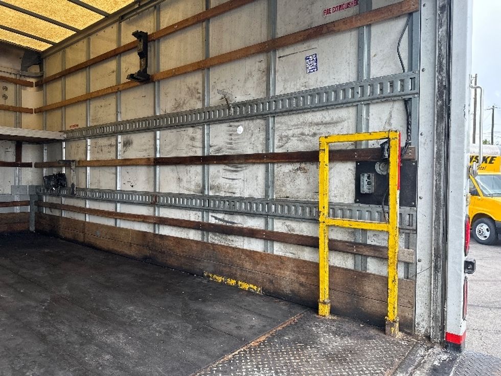 Light Duty Box Truck-Light and Medium Duty Trucks-Isuzu-2015-NPR-San Antonio-TX-242,238\n\t\tmiles-$ 24,750 - Image 12